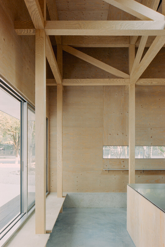 B131Café / Jiangjie Office -Image 12 of 35