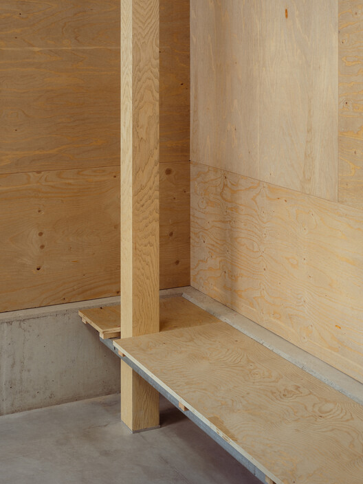 B131Café / Jiangjie Office -Image 23 of 35