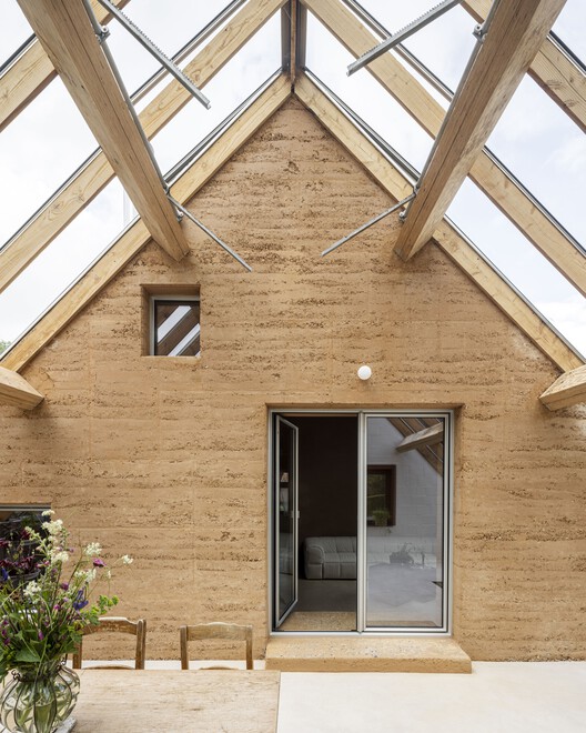 オムループファームハウス /ヘ！ Architectuur -Interior Photography、Wood、Beam