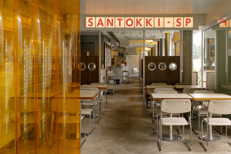Santokki Restaurant / Tadu Arquitetura-インテリア写真、ダイニングルーム、照明、椅子、ガラス