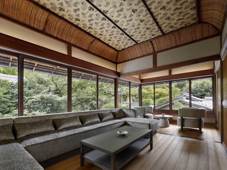 Hotel VMG Villa Kyoto / Moriyoshi Naotake Atelier-インテリア写真、リビングルーム、木材、ビーム