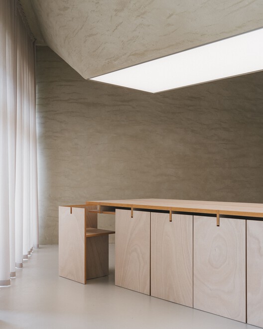 モスカビアンカセラミックワークショップ / AACM -Atelier Architettura Chinello Morandi-インテリア写真、木材、コンクリート