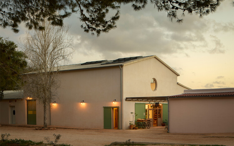 House of Harvest / Frayn Studio-インテリア写真、ドア