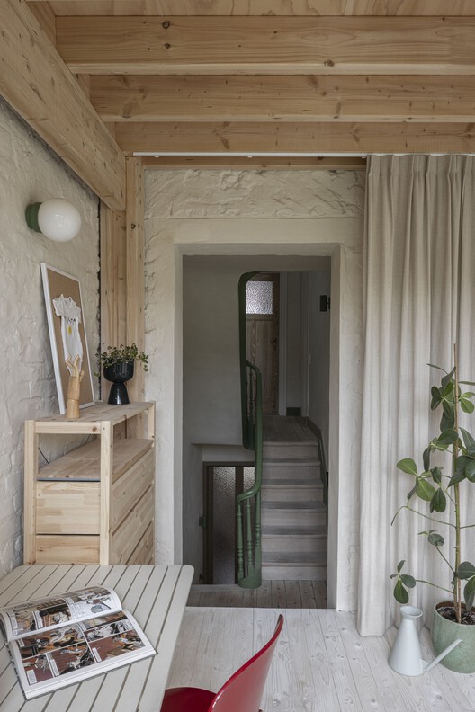 kasteel home /hé！ Architectuur-インテリア写真、木材、椅子