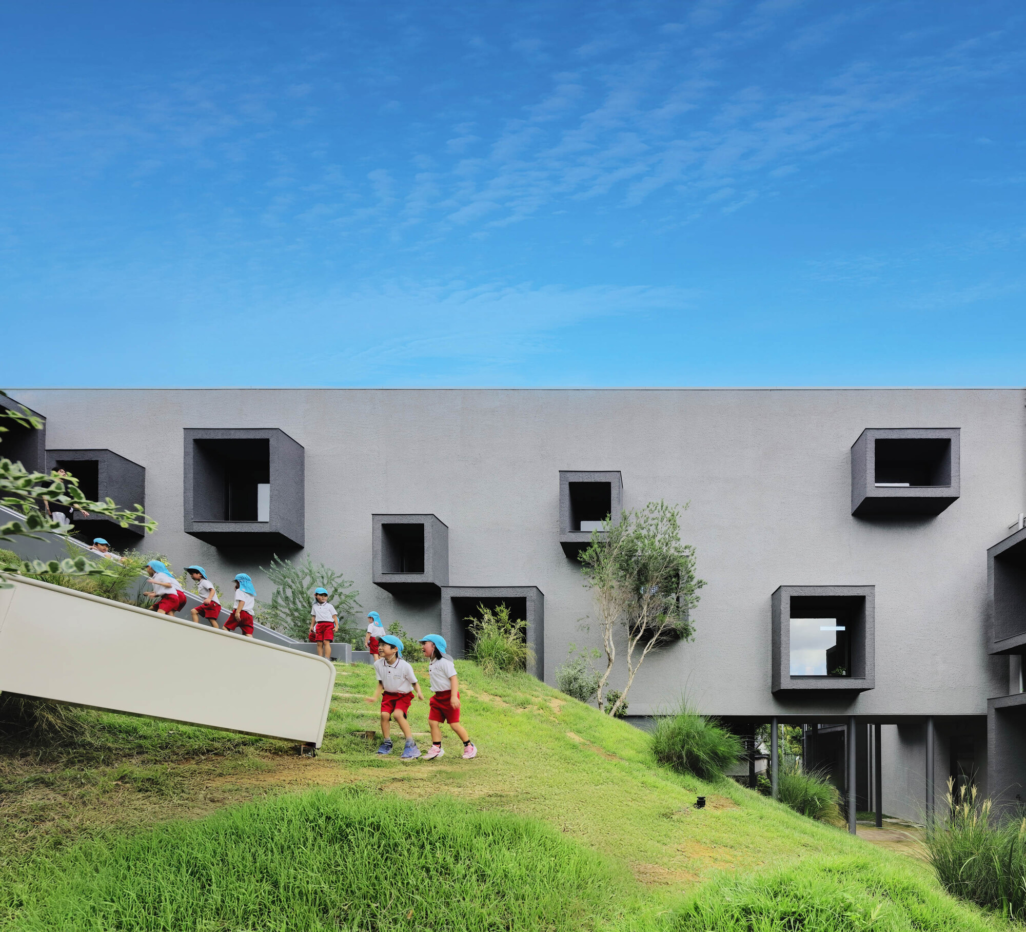 fk幼稚園と保育園 / hibinosekkei + youji no shiro + kids designabo