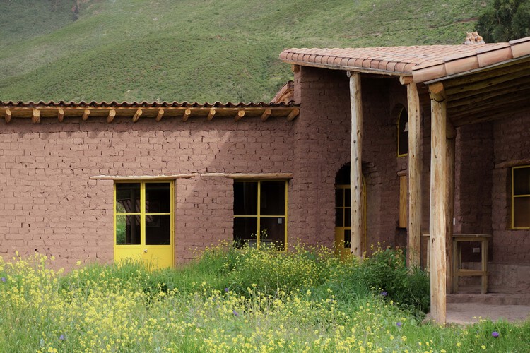 Florencia House / Taller Macaa（MisióndeArquitectura、ConstucciónyArte en los andes） - エクステリア写真