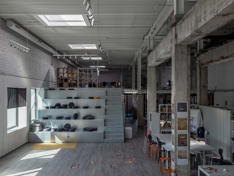 Herojus School / Architectural Bureau G.Natkevicius＆Partners-インテリア写真、照明、棚