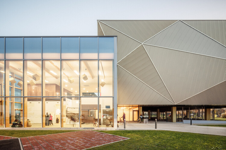 Nikola Karabatic Sports Complex / Atelier Aconcept -Image 1 of 24