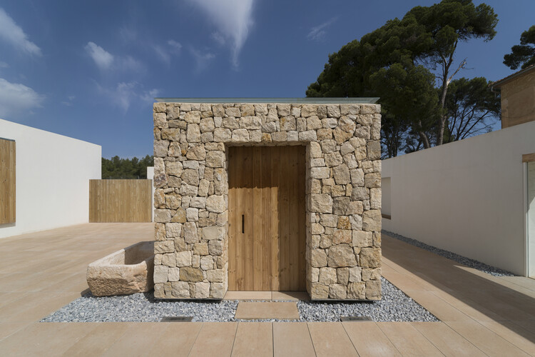 vineyard House / nou Architects -Image1 of 25