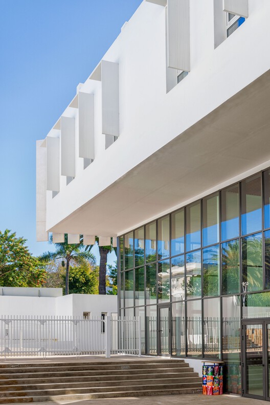 Descartes School / Arpio Architects -Image 7 of 27
