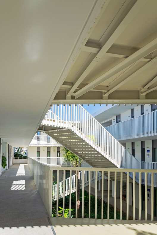 Descartes School / Arpio Architects -Image4 of 27