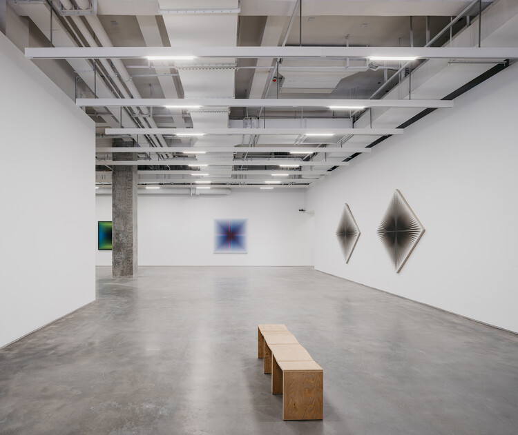 Brita 131 Art Space / Jiangjie Office-インテリア写真、コンクリート