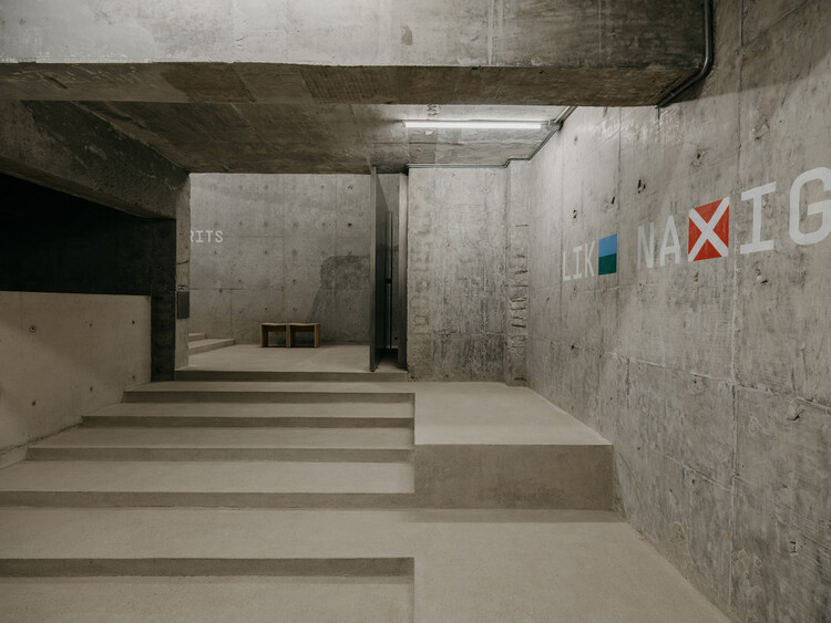 Brita 131 Art Space / Jiangjie Office -Image 9 of 41