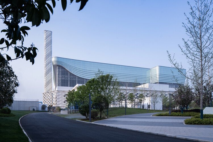 Wuhan Qianzishan廃棄物からエネルギーへの発電所 /ユナイテッドユニット建築家 - 外観写真撮影