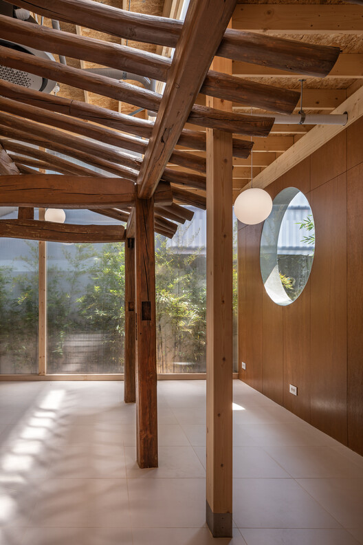 Giwa Building / Drawing Works-インテリア写真、木材、ビーム