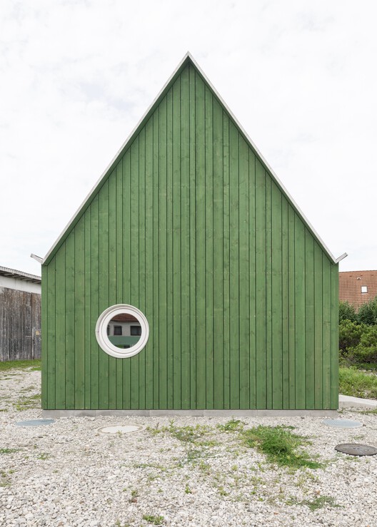 Bobingen / Ludwig Zitzelsberger ArchitektのAtelierhaus -Image5 of 22