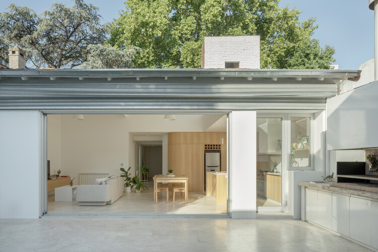 House Florida / Di Marco + Robles Arquitectos -Image 11 of 35