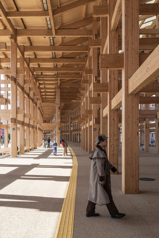 世界最大の木製の建築構造：Stephane Aboudaramのレンズを介してExpo 2025 OsakaでSou Fujimotoのグランドリングを探索します-26の画像3