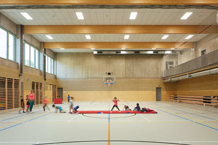 FričBrothersElementary School / Atelier 6-インテリア写真、キッチン