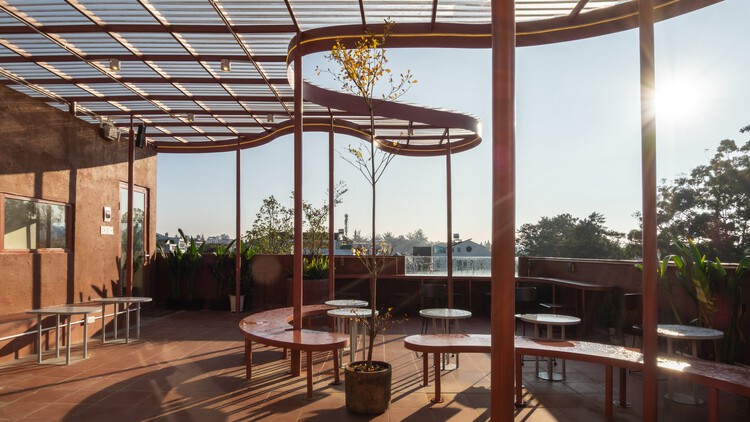 Hong Tra hoa binh bui thi xuan cafe /xưởngxép-画像5 of 24