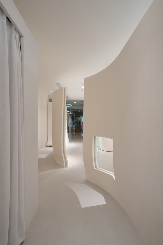 likeuu Concept Exploration Center / Studio 10 -Image13 of 19