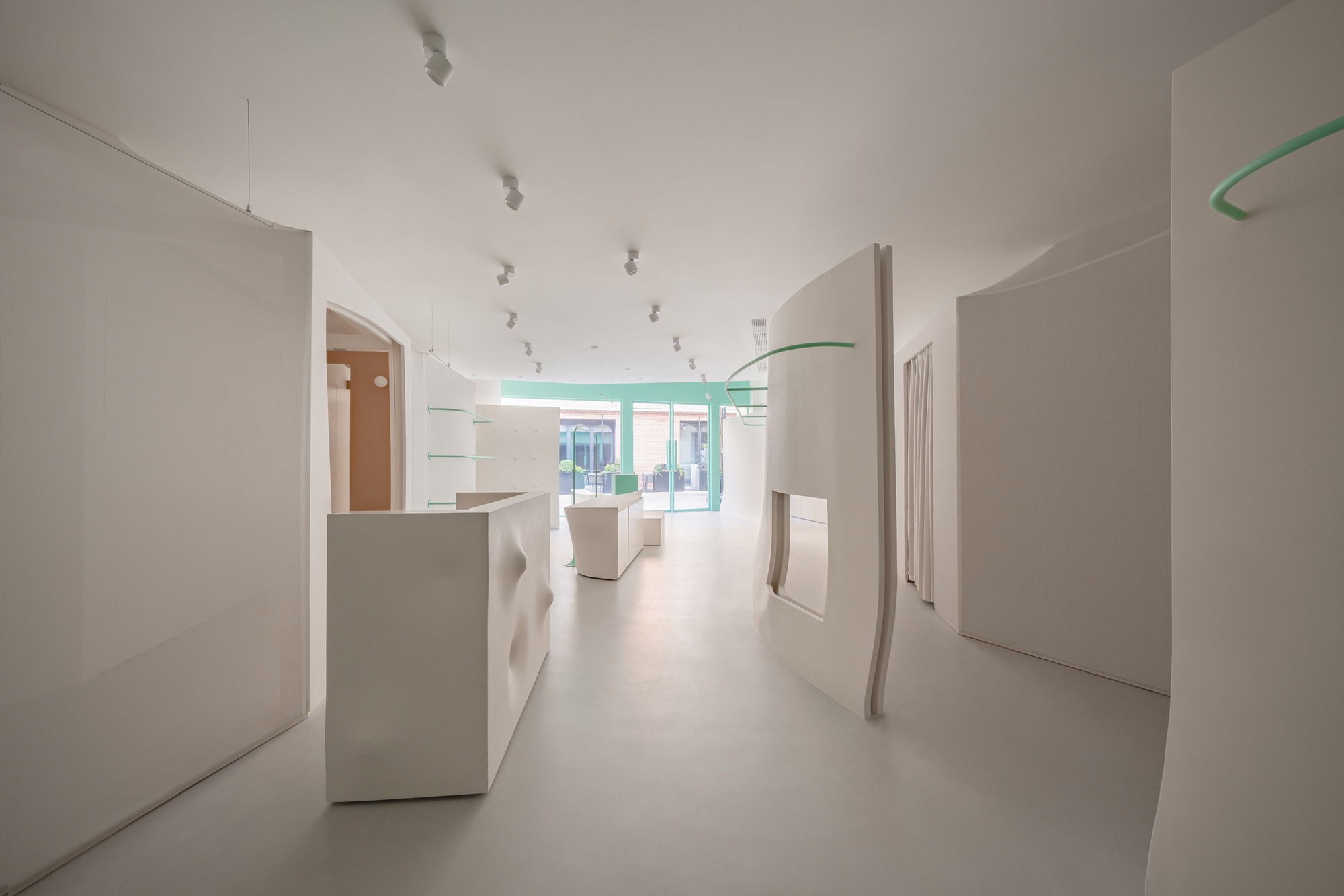 LikeU Concept Exploration Center / Studio 10