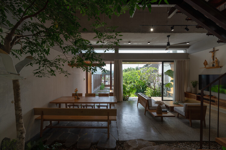 Jinjee House / tad.Atelier-インテリア写真、木材、椅子
