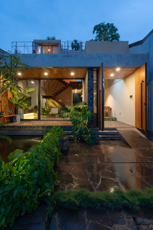 Jinjee House / tad.Atelier -Image 23 of 30