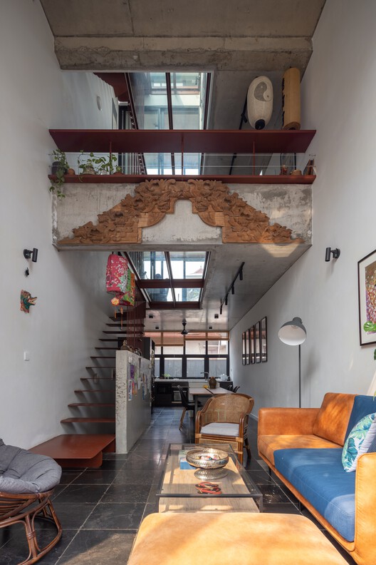 MK House / Atelier 12-インテリア写真、木材、照明、椅子