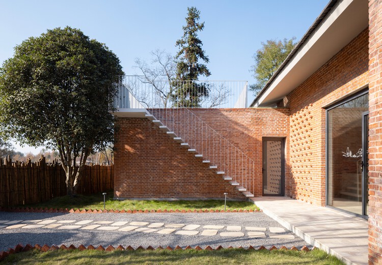 Sui County Hemei Center / Up Architecture -Exterior Photography、Brick、Garden