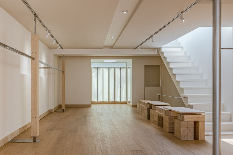 jiyongkim hannamフラッグシップストア / 1 -aftr -image 6 of 31