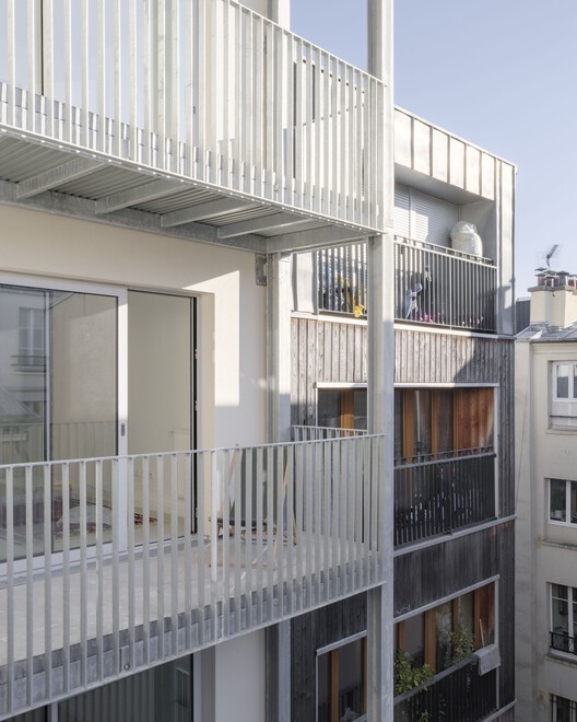 Myrha Public Housing / Fuso Atelier-外観写真、バルコニー、ガラス、コンクリート