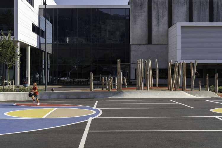 Skakkeringen Public Square / locallll + Pir2-外観写真