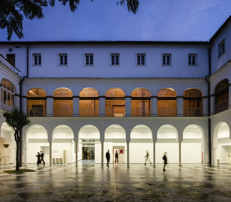 Seville Architecture City Guide：21のプロジェクトアンダルシアの都市の層を追跡する - 画像17 of 24