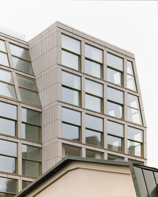 BRF Smedjan Courtyard Building and Gatehouse /HögbergGillnerArkitektur -Exterior Photography、Glass