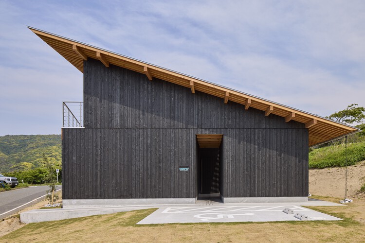 Kugami Terrace Sunset Cafe and Small Gallery / Replus Co.、Ltd -Exterior Photography