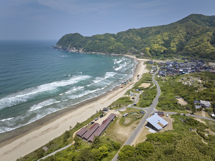 Kugami Terrace Sunset Cafe and Small Gallery / Replus Co.、Ltd -Image35 of 40