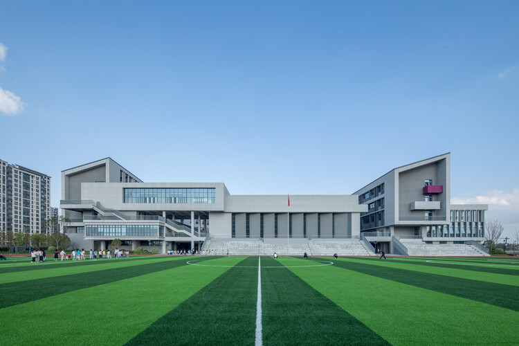 南京大学鈴木崇拝小学校 / tus -design-外観写真撮影