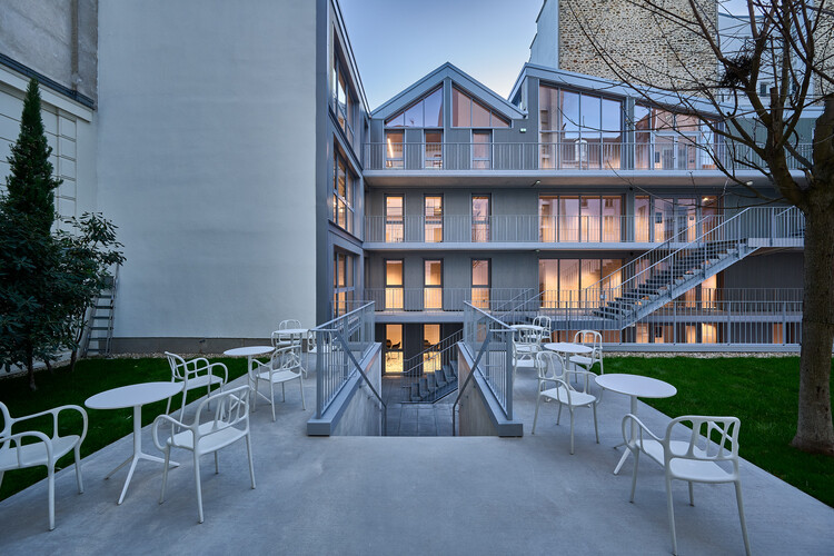Istituto Marangoni Design School /ClémentBlanchetArchitecture -Exterior Photography、Balcony