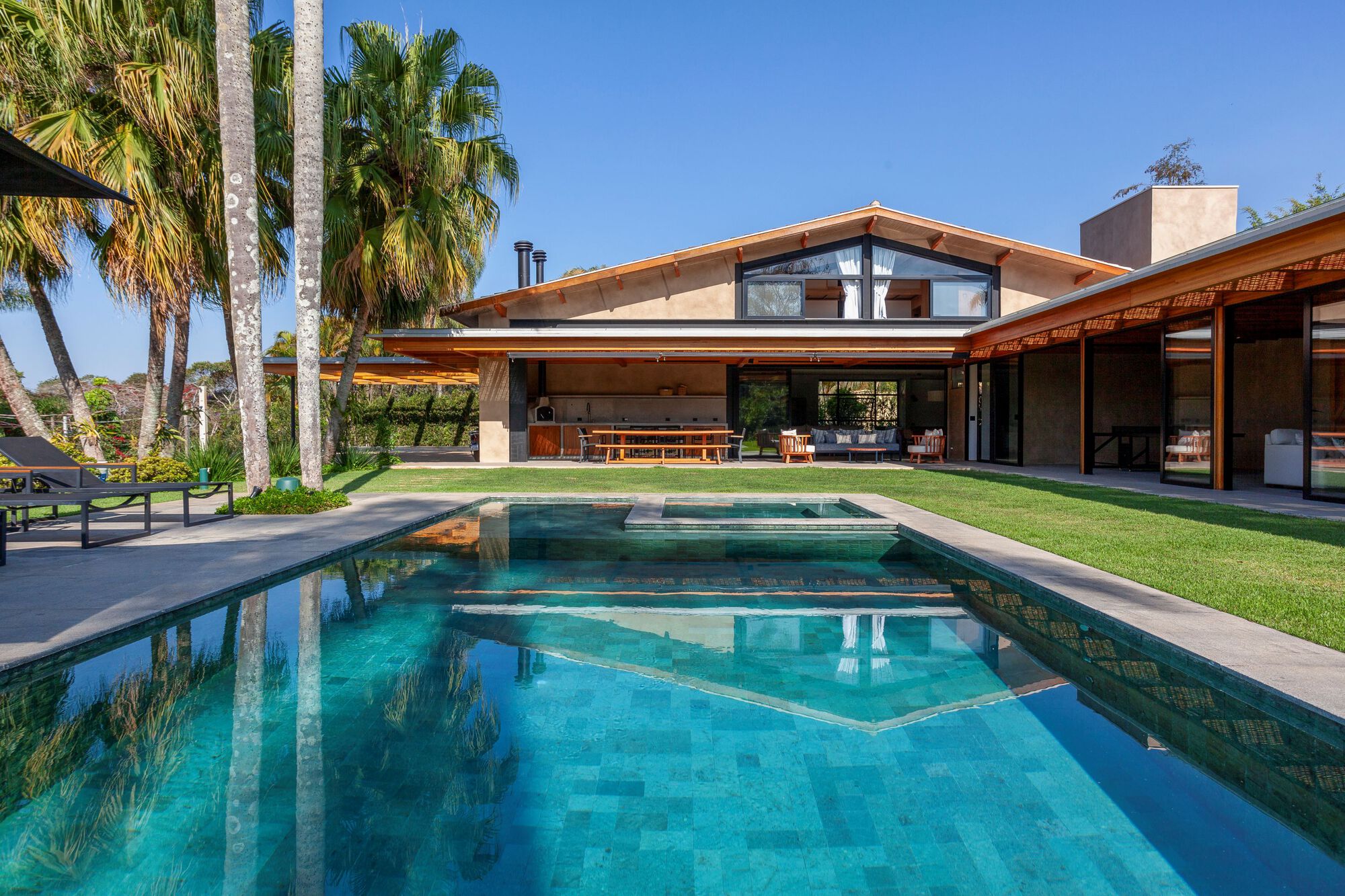 House CF / Sandra saeeg tranchesi arquitetura