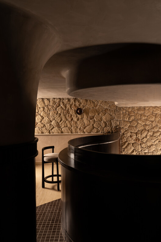 Callme Ten Restaurant / Renesa Architecture Design Interiors Studio-インテリア写真