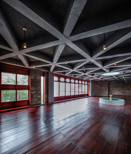 Jiakaxiaの改修古代の中庭 / Hypersity Architects-インテリア写真、木材、梁