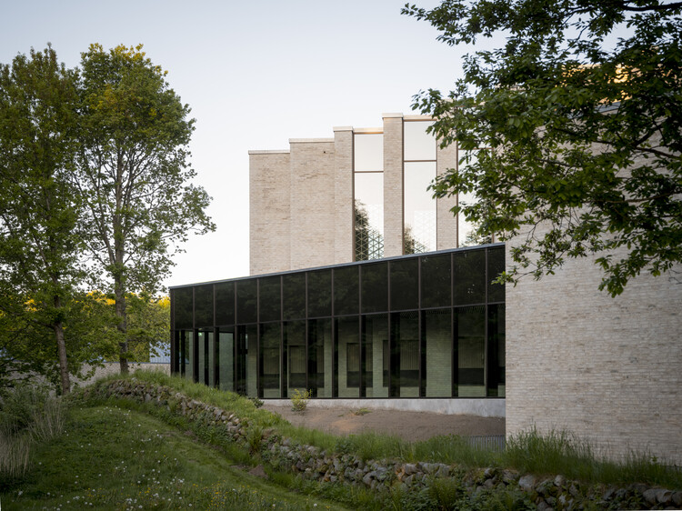 HøjvangenChurch / Henning Larsen + Espen Surnevik -Image2 of 25