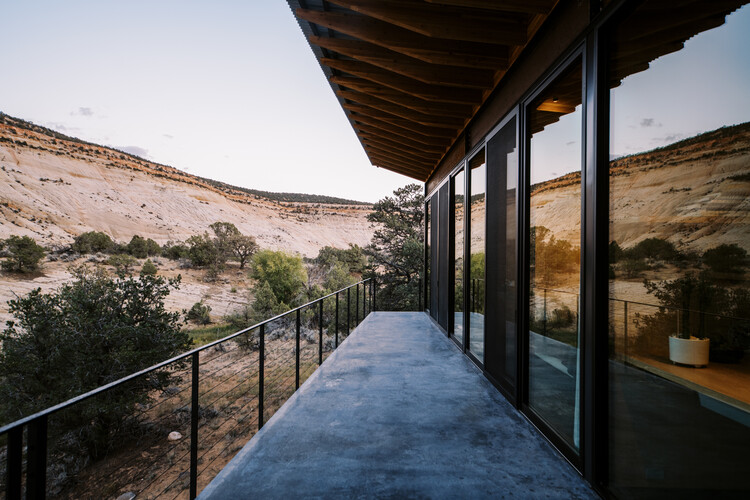 Periphery House / Locus Studio -Image 25 of 35