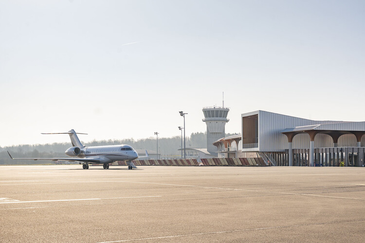 Deauville Terminal Saint-Gatien-Des-Bois / Ferrier Marchetti Studio-エクステリア写真