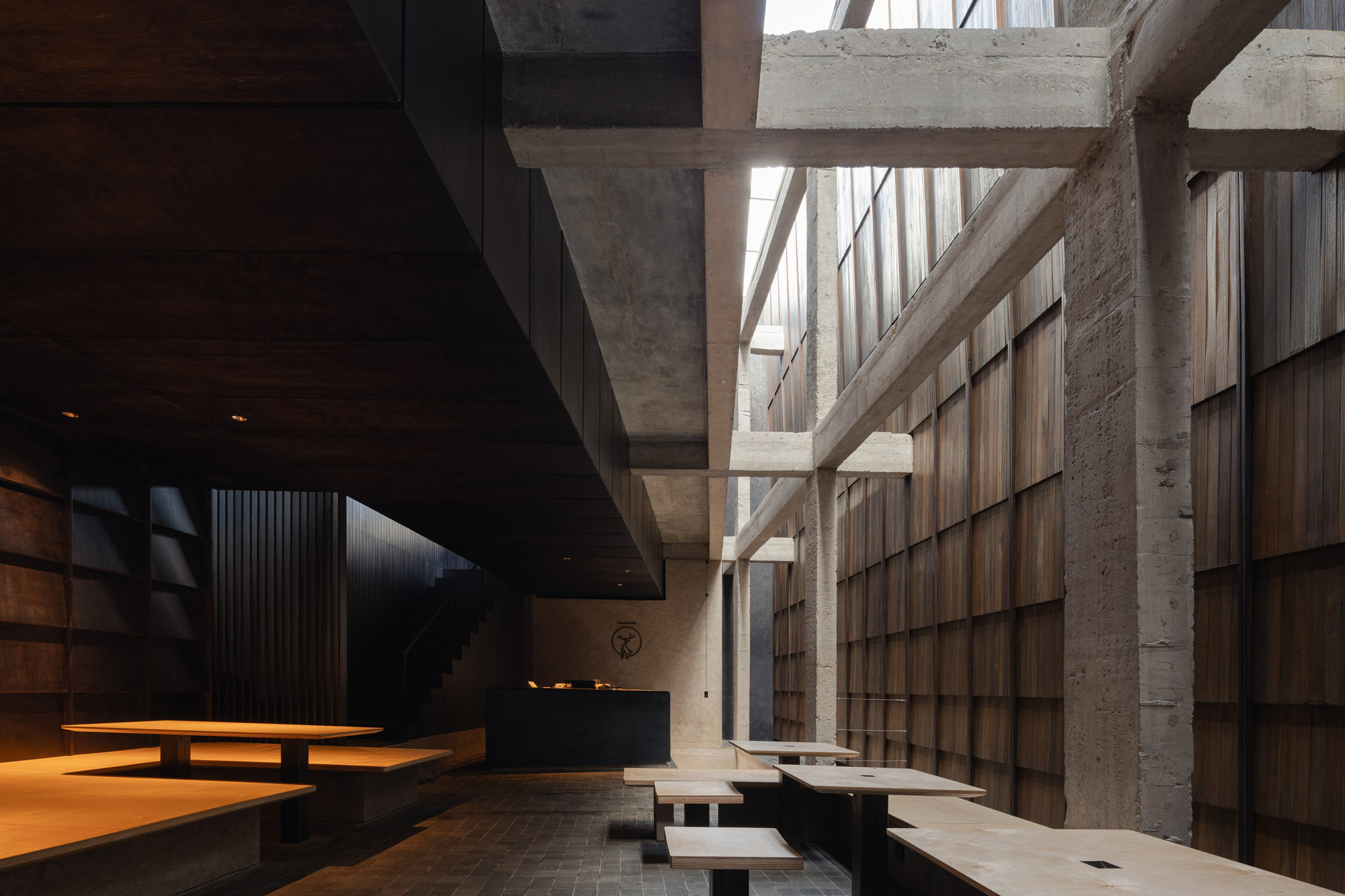 Ithumo Dessert Shop / Kousou