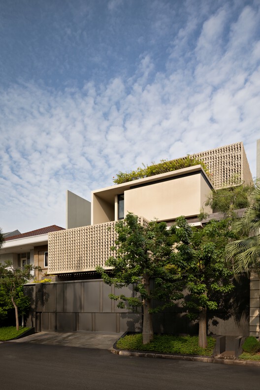 Steric Spes House / Gets Architects -Exterior Photography、Balcony