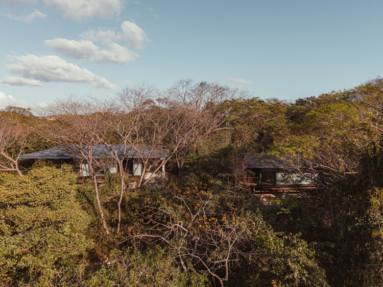 Rio Perdido West Bungalows / Studio Saxe-外観写真