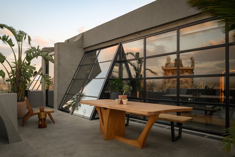 V Penthouse / Badie Architects -Exterior Photography
