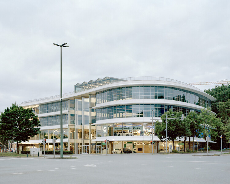 Mobilis Automotive Building / XDGa-外観写真